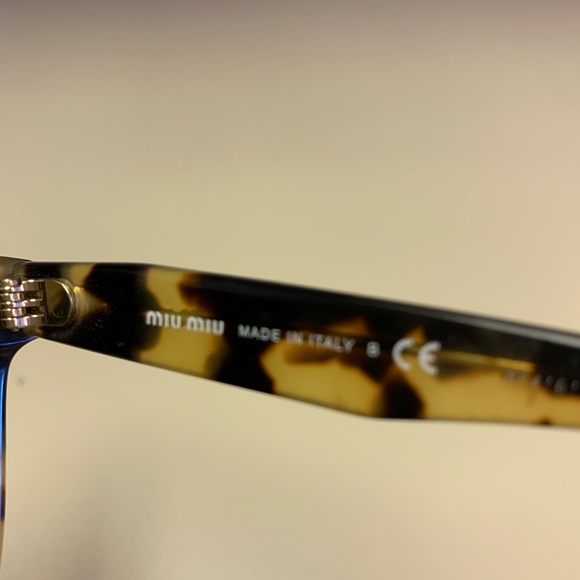 Miu Miu sunglasses - Picture 3 of 3